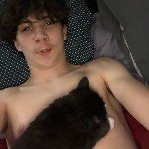 Meet your Posher, Dylan